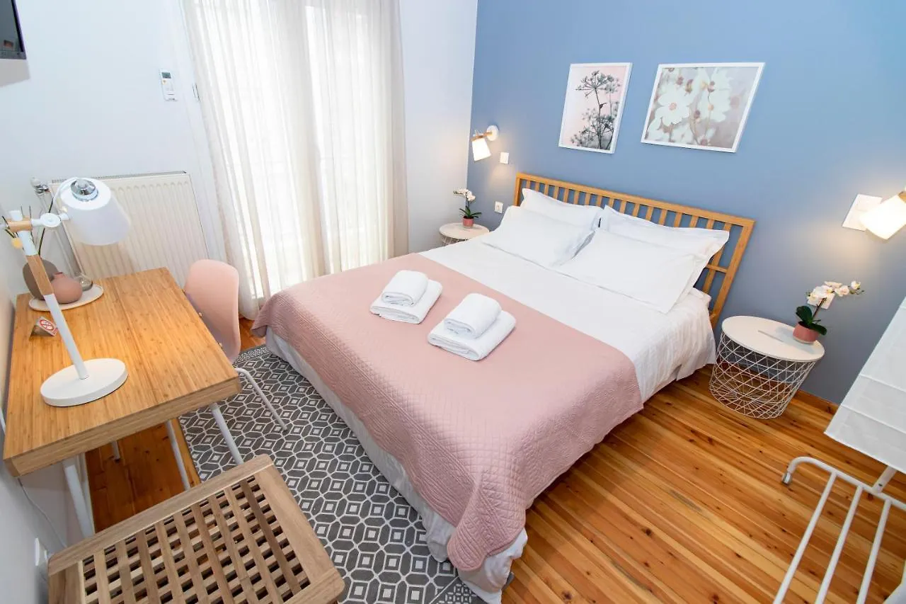 Large, Sunny, Modern Apartment Fully Renovated, Next To Agia Sofia Thessaloniki