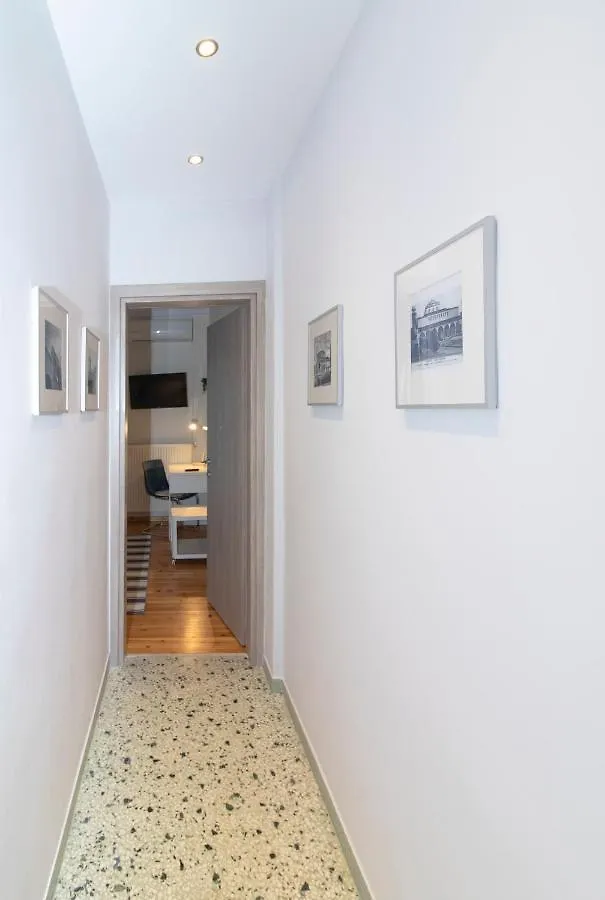 Large, Sunny, Modern Apartment Fully Renovated, Next To Agia Sofia Thessaloniki Greece