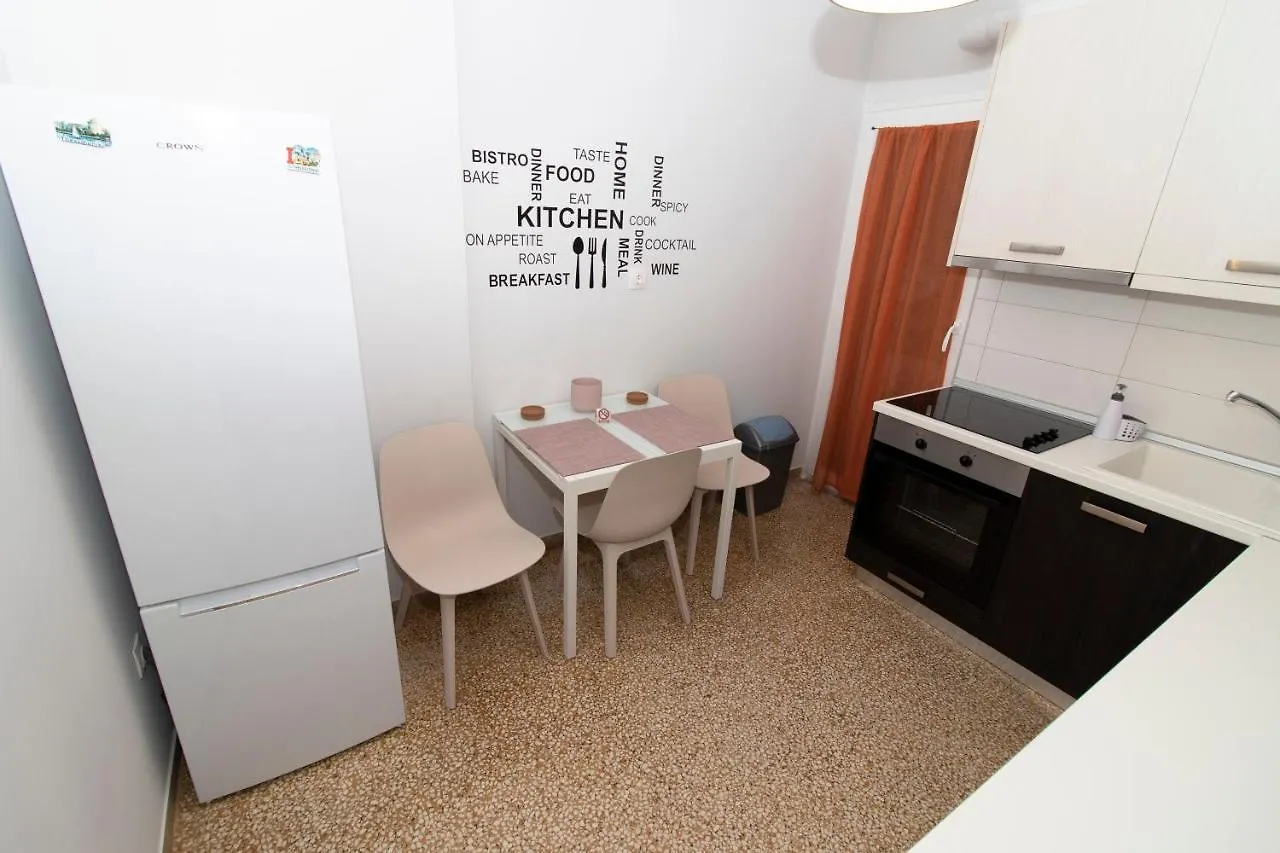 Large, Sunny, Modern Apartment Fully Renovated, Next To Agia Sofia Thessaloniki Greece